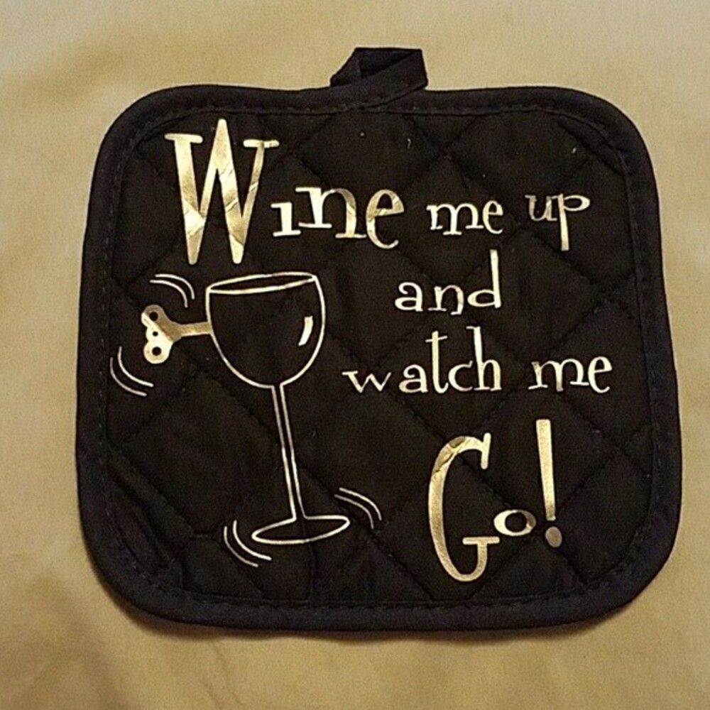 Wine Lover Kitchen Pot Holder brand new black gold